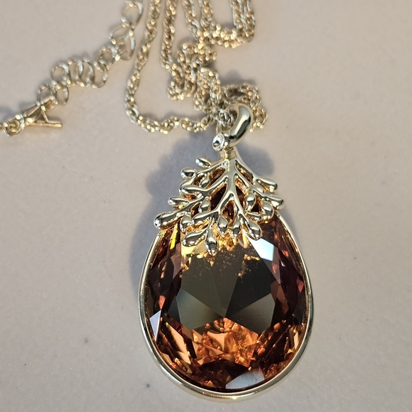 Alyantyer Happy Olive Leaf 18k Gold Plated Citrine Crystal Tear Drop Necklace - Picture 4 of 5